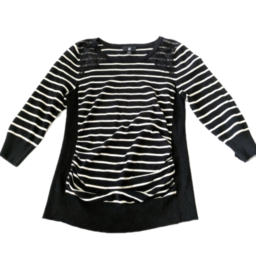 IZ Byer Sweater 3/4 Sleeve Striped Black &โ White Lace Shoulders Womenโs